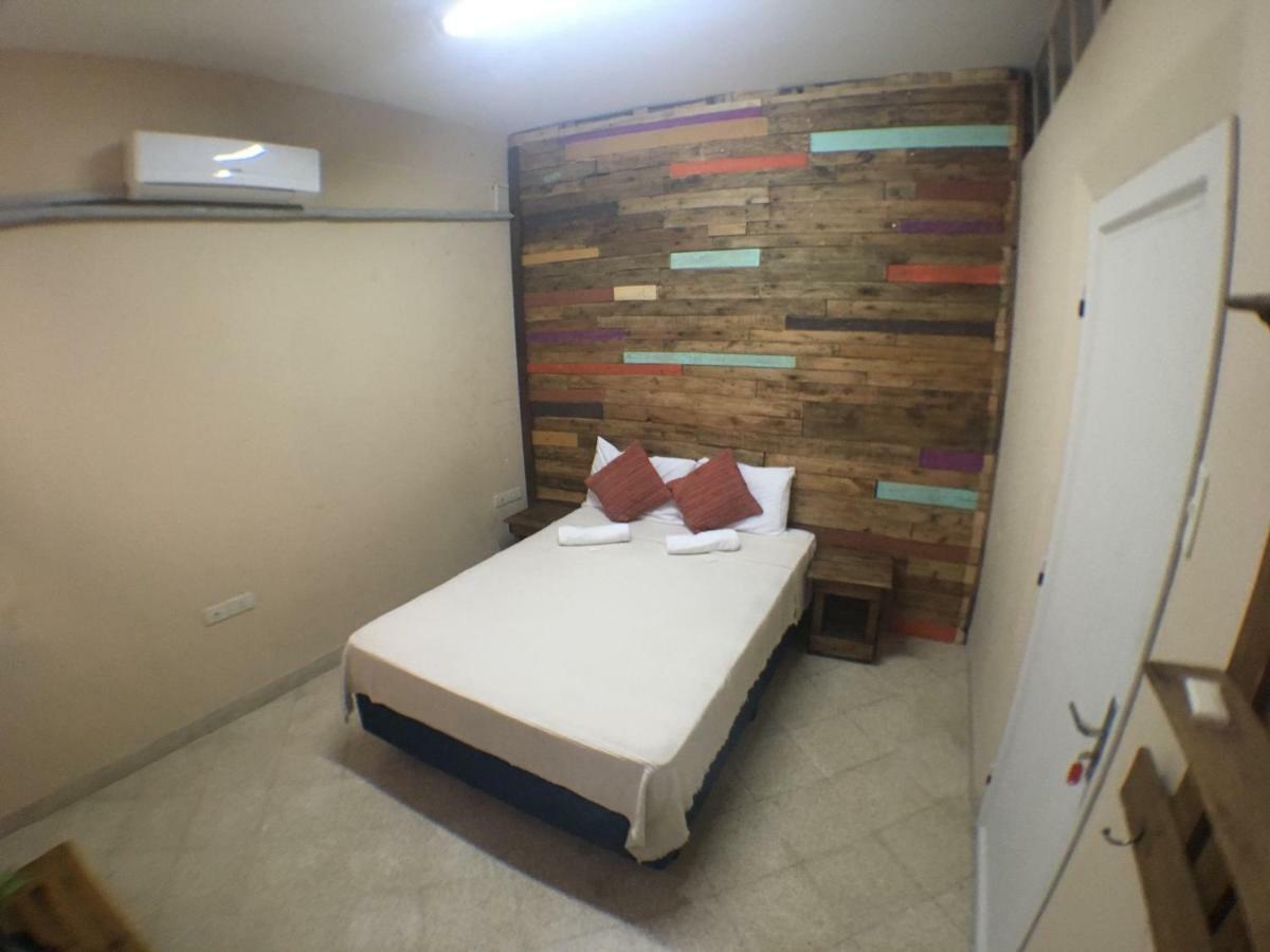 אסונסיון Hostal El Farol מראה חיצוני תמונה