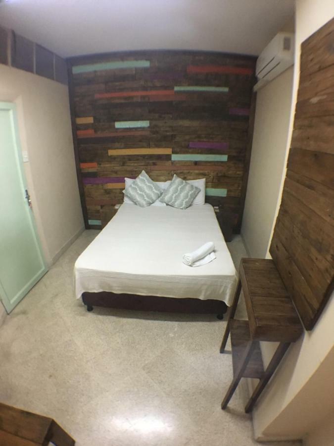 אסונסיון Hostal El Farol מראה חיצוני תמונה